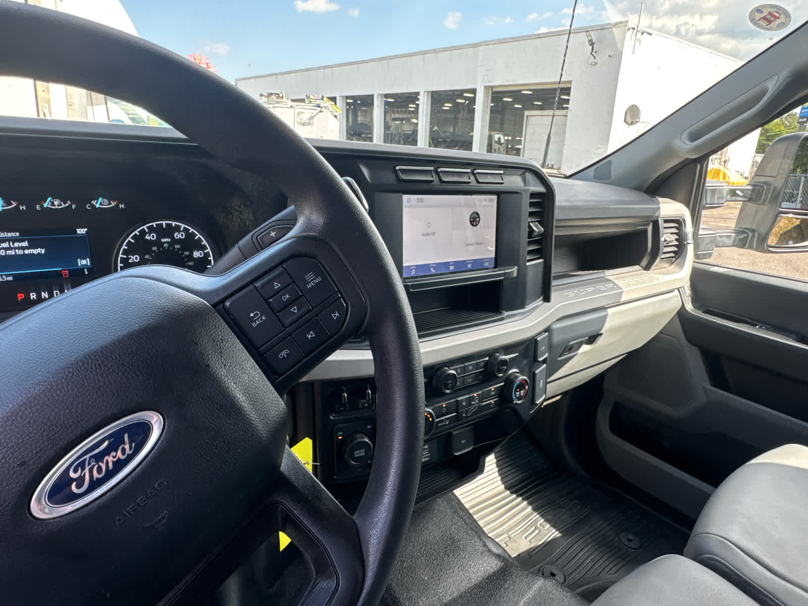 2023 Ford Super Duty F-450 DRW XL