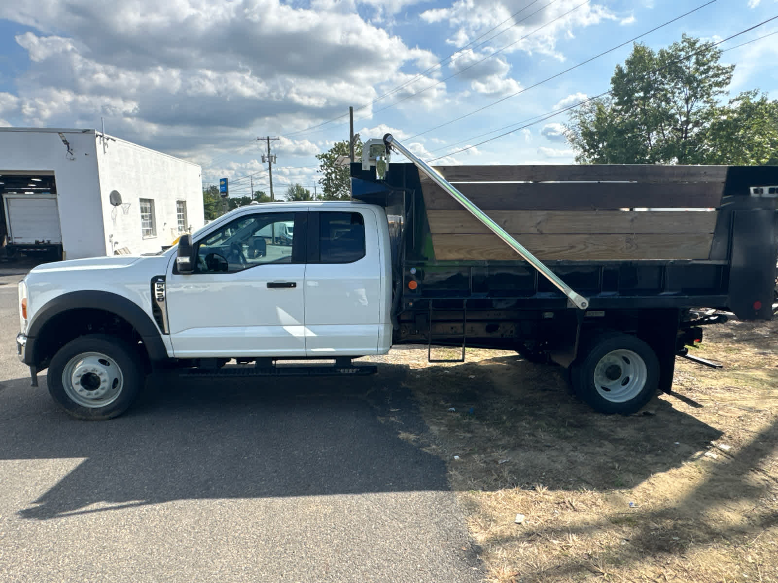 2023 Ford Super Duty F-450 DRW XL