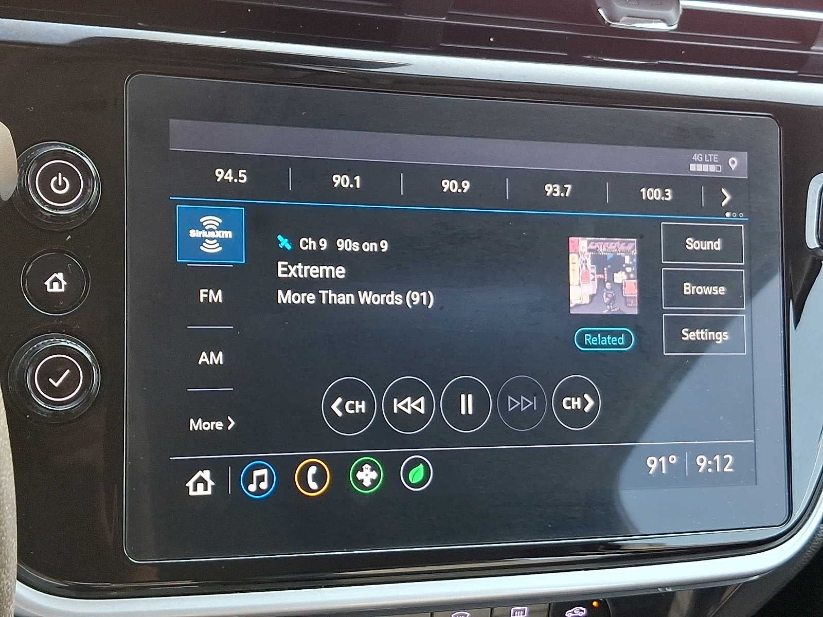 2022 Chevrolet Bolt EUV LT