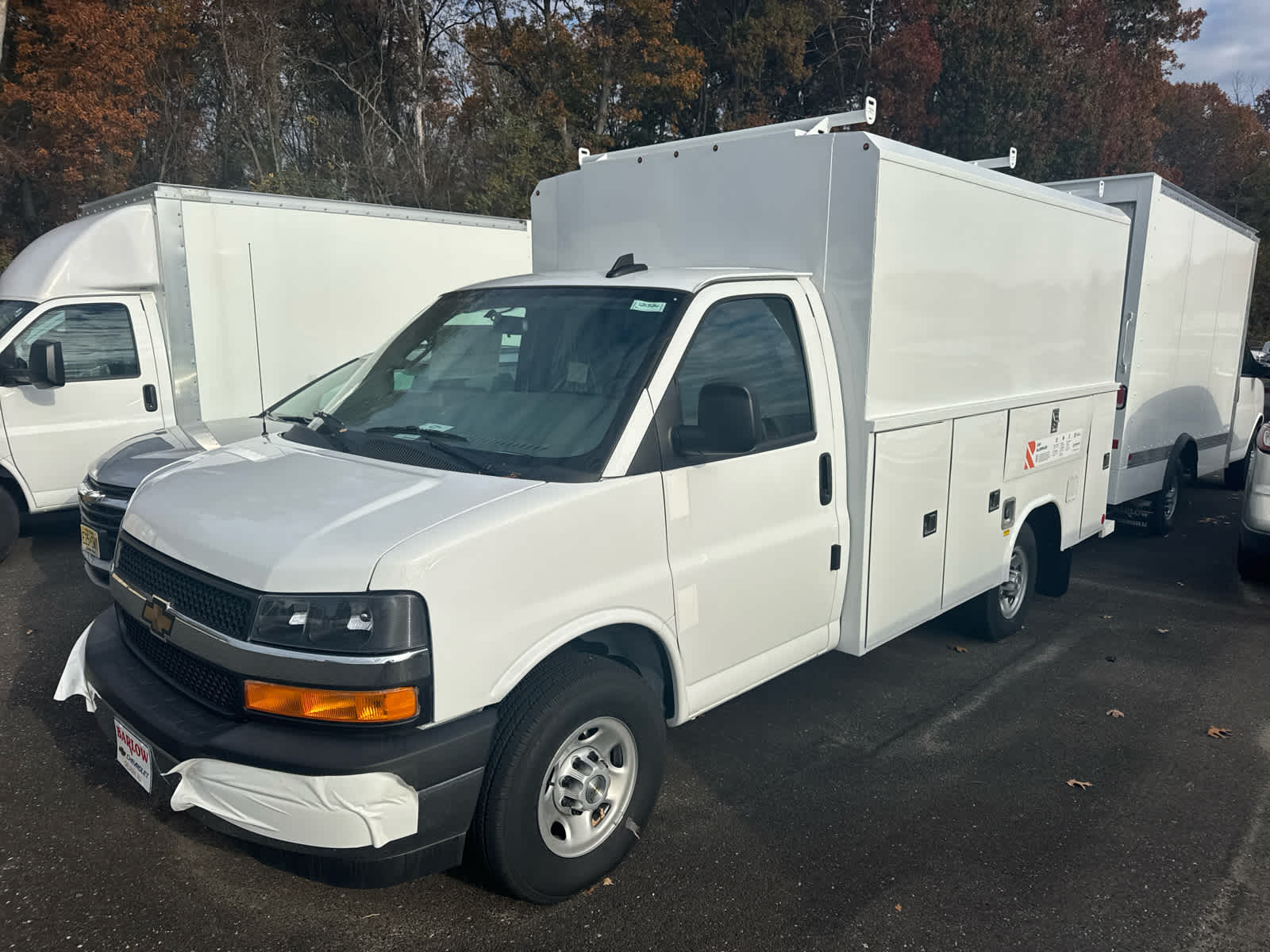 2025 Chevrolet Express Cutaway 3500 1WT