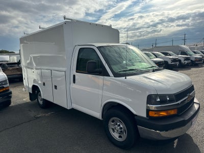 2026 Chevrolet Express Cutaway 3500 1WT