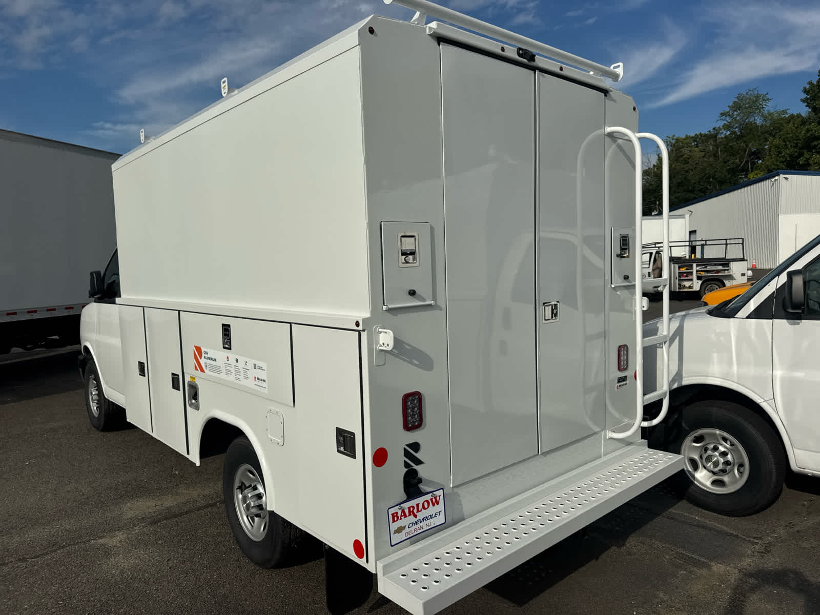 2026 Chevrolet Express Cutaway 3500 1WT