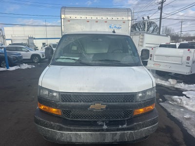 2025 Chevrolet Express Cutaway 3500 1WT