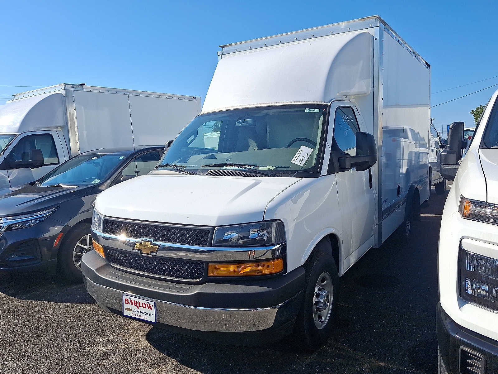 2025 Chevrolet Express Cutaway 3500 1WT