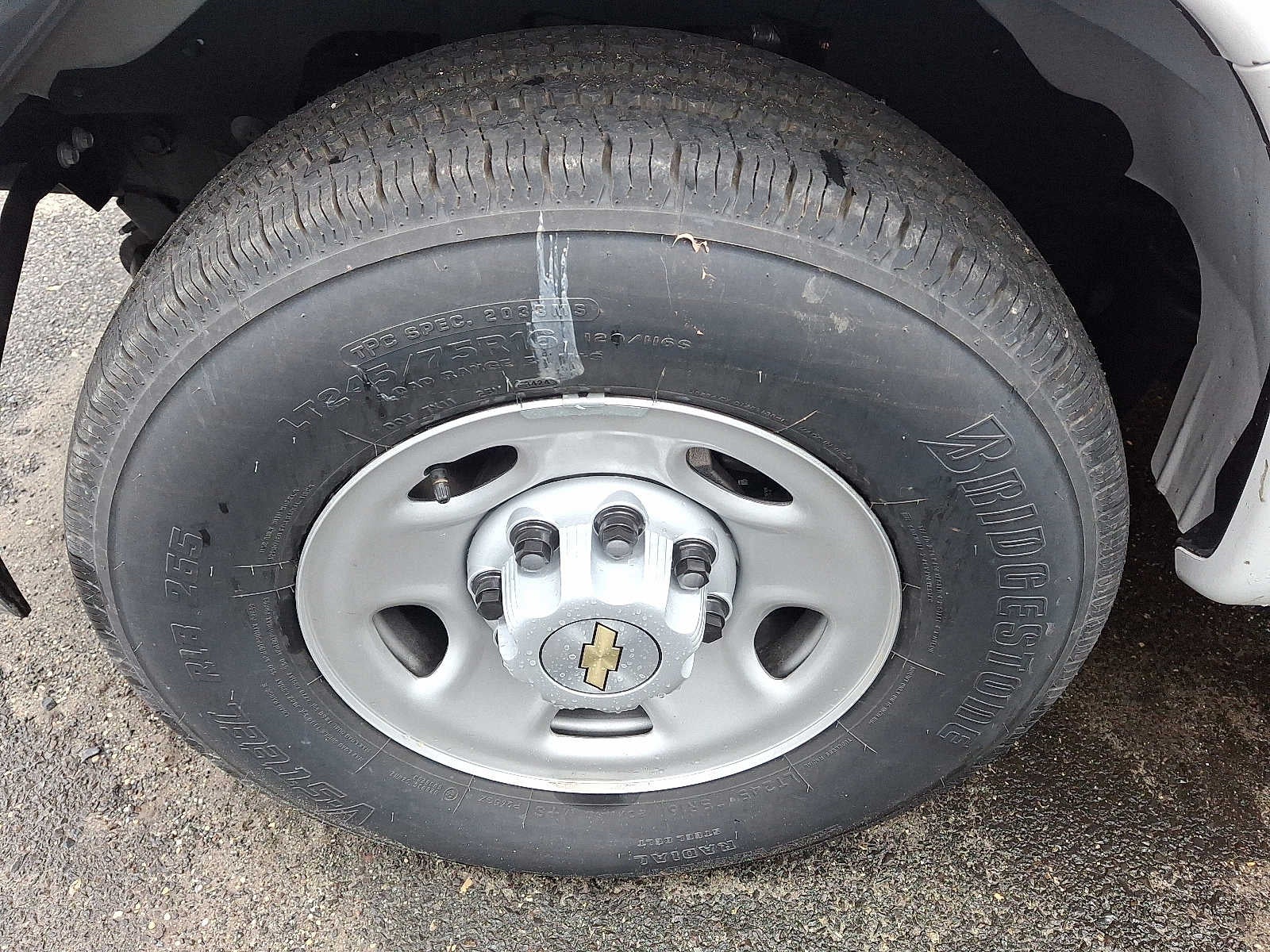 2024 Chevrolet Express Cutaway 3500 1WT