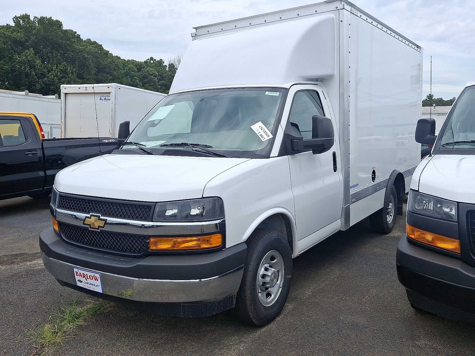 2024 Chevrolet Express Cutaway 3500 1WT