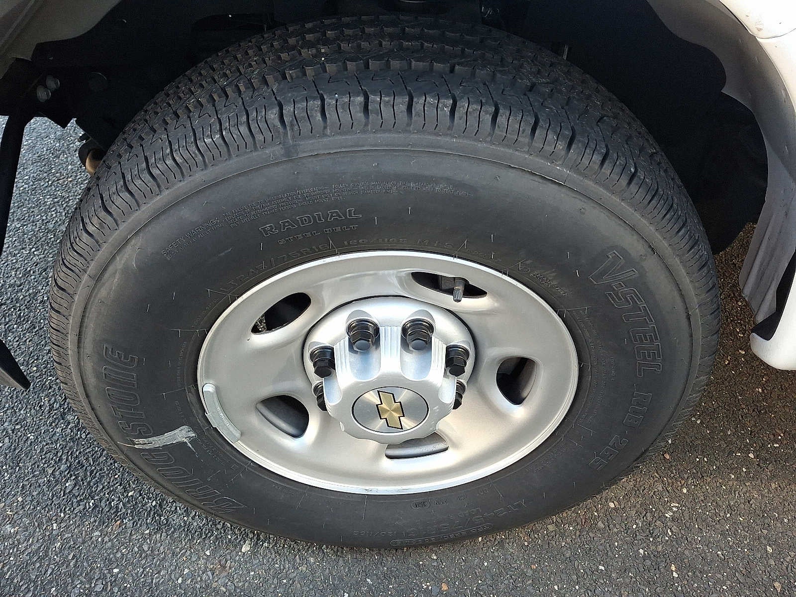 2024 Chevrolet Express Cutaway 3500 1WT