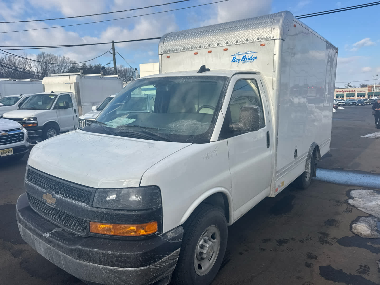 2025 Chevrolet Express Cutaway 3500 1WT