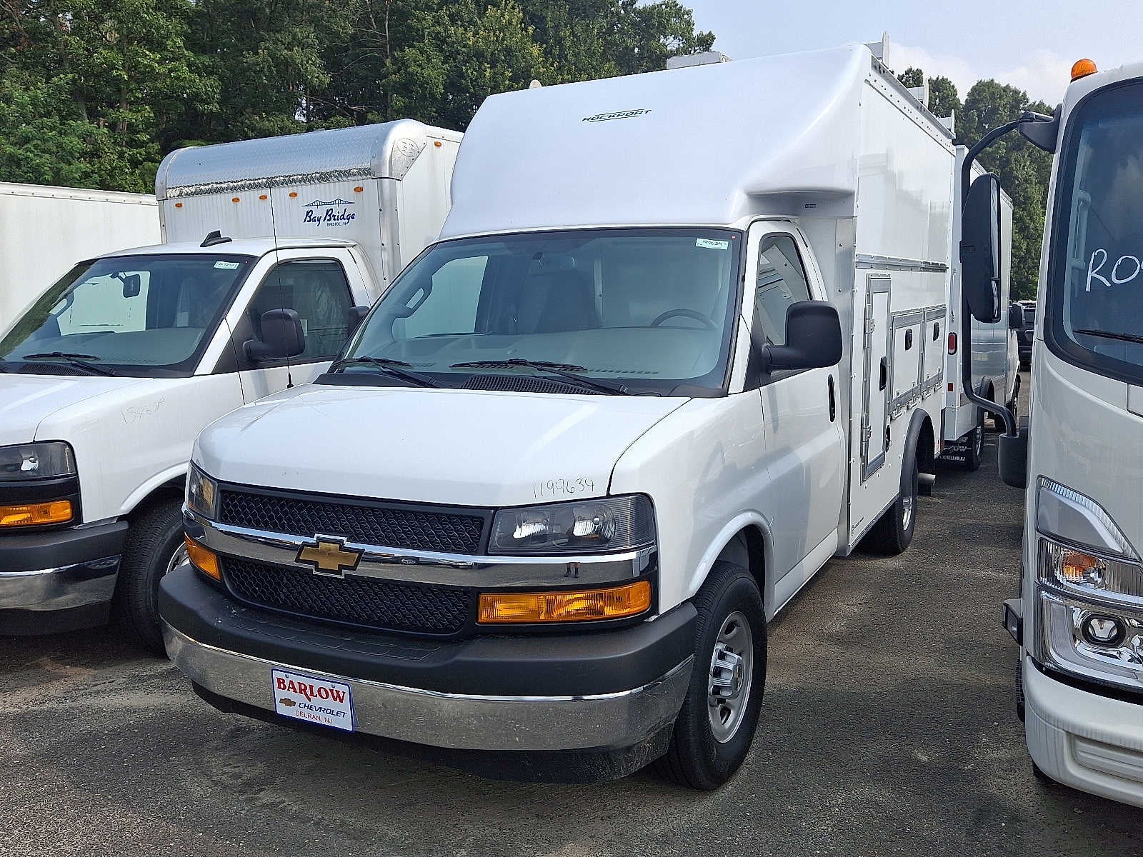 2025 Chevrolet Express Cutaway 3500 1WT
