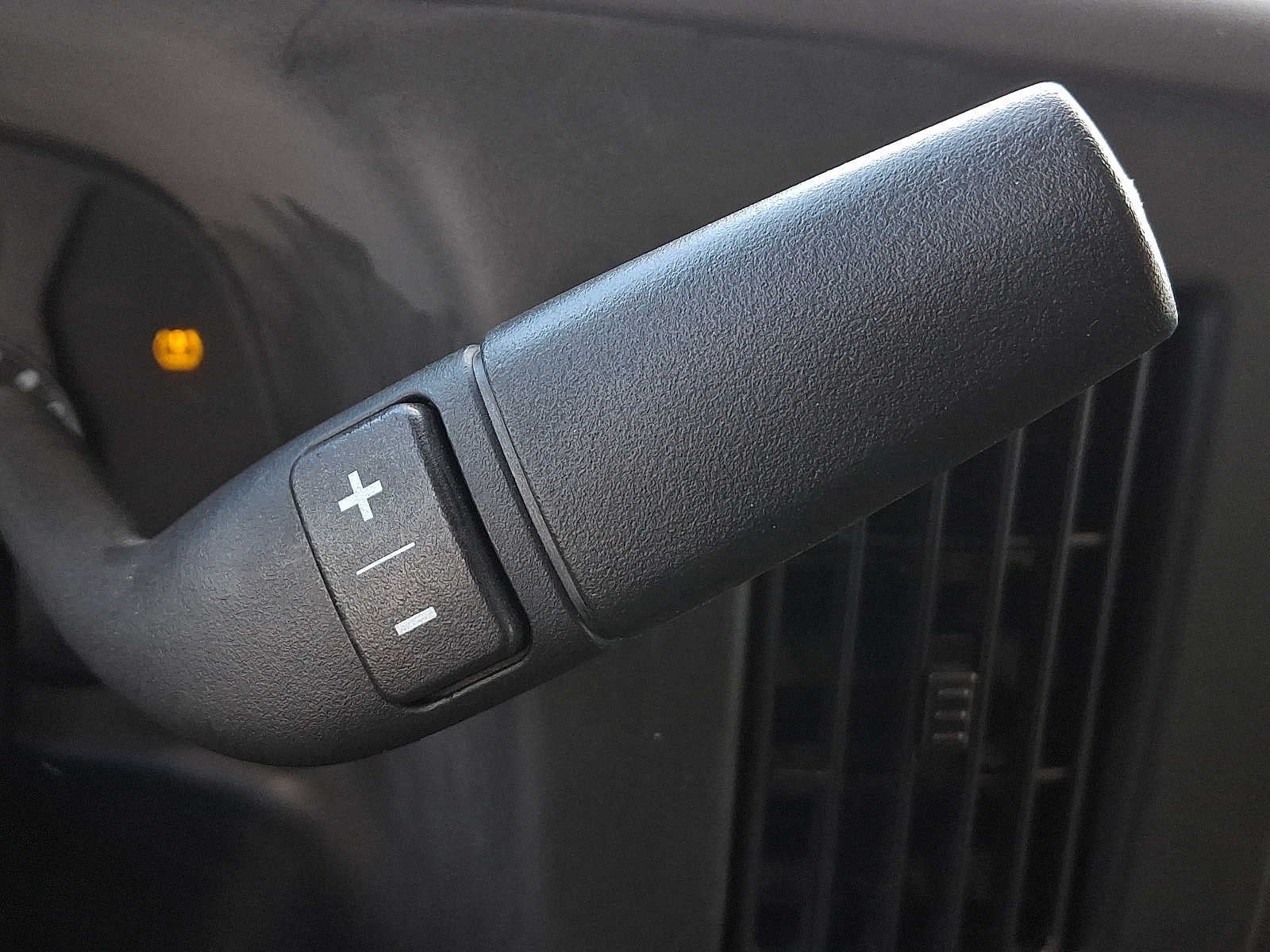 2024 Chevrolet Express Cutaway 3500 1WT