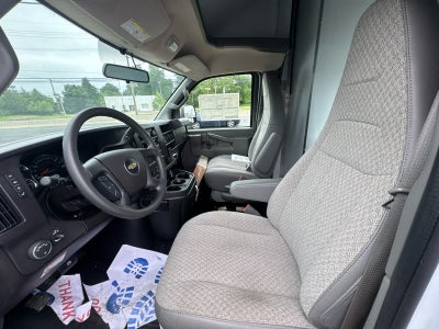 2026 Chevrolet Express Cutaway 3500 1WT