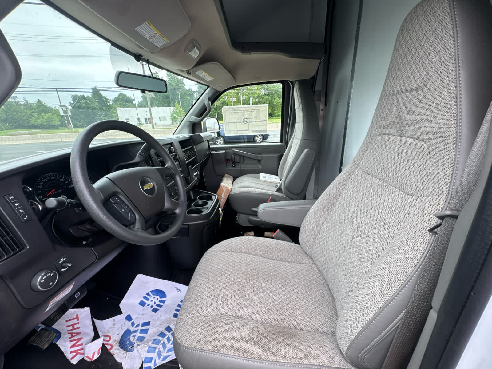 2026 Chevrolet Express Cutaway 3500 1WT