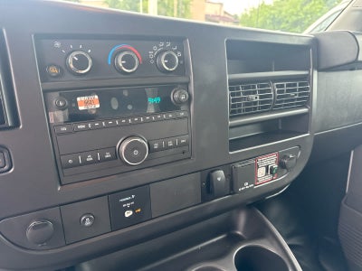 2026 Chevrolet Express Cutaway 3500 1WT