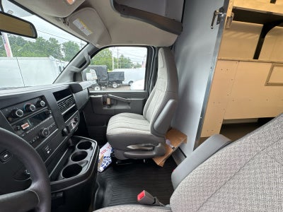 2026 Chevrolet Express Cutaway 3500 1WT