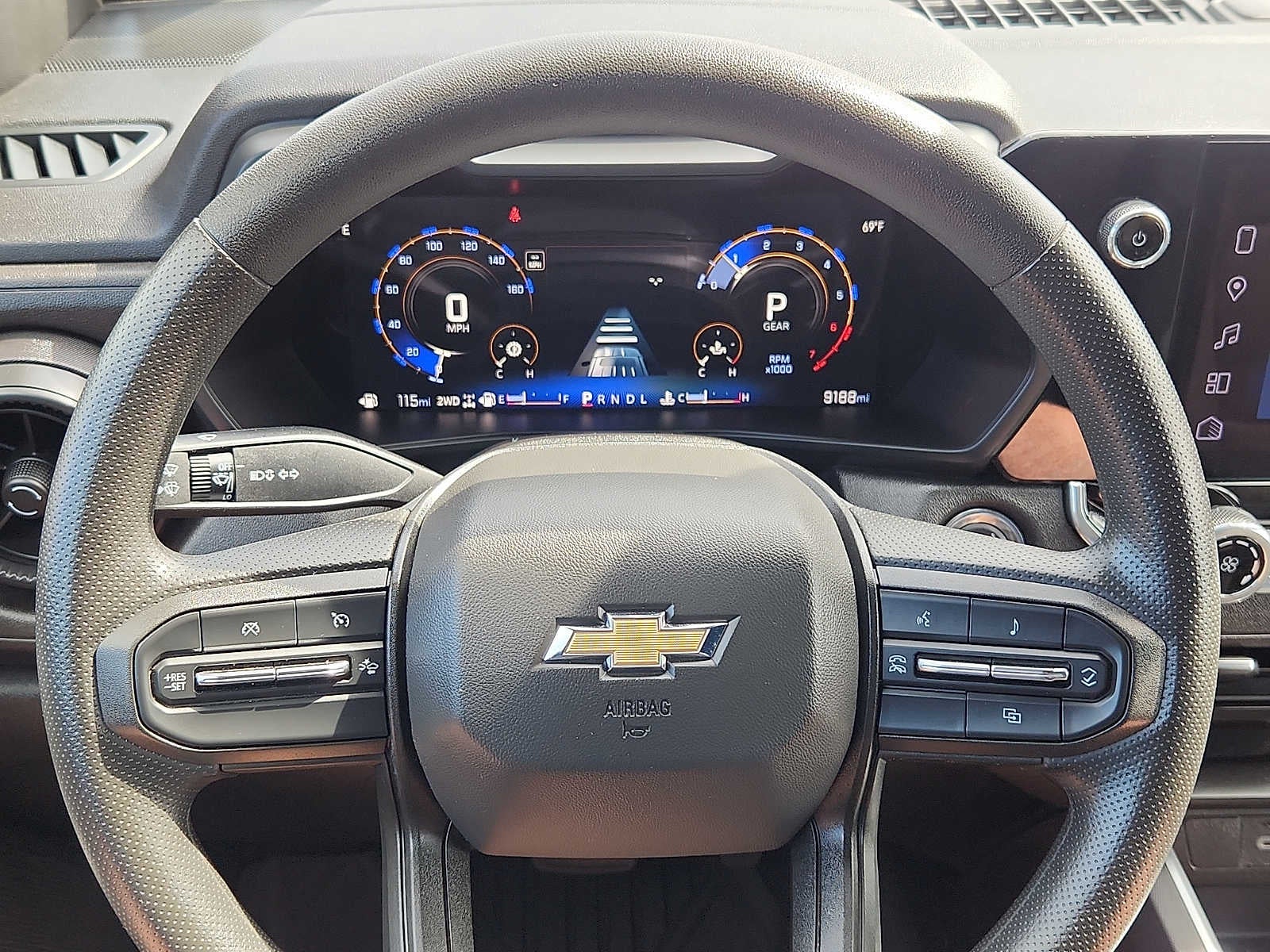 2024 Chevrolet Colorado WT