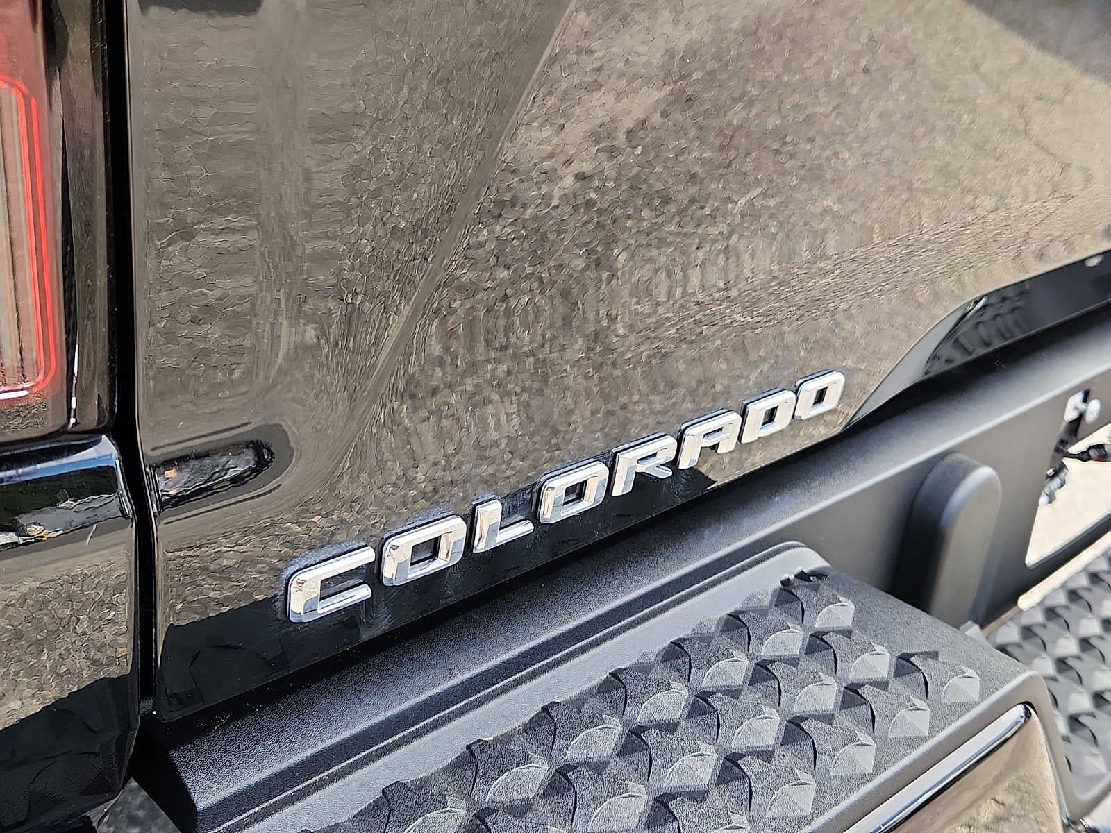 2024 Chevrolet Colorado WT