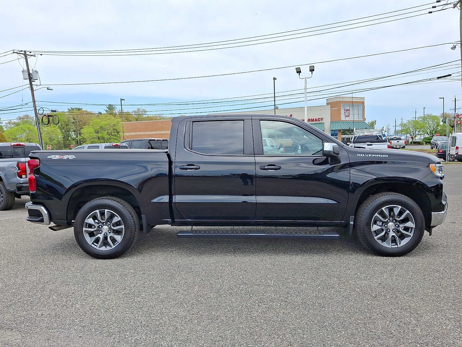 2025 Chevrolet Silverado 1500 LT (2FL)