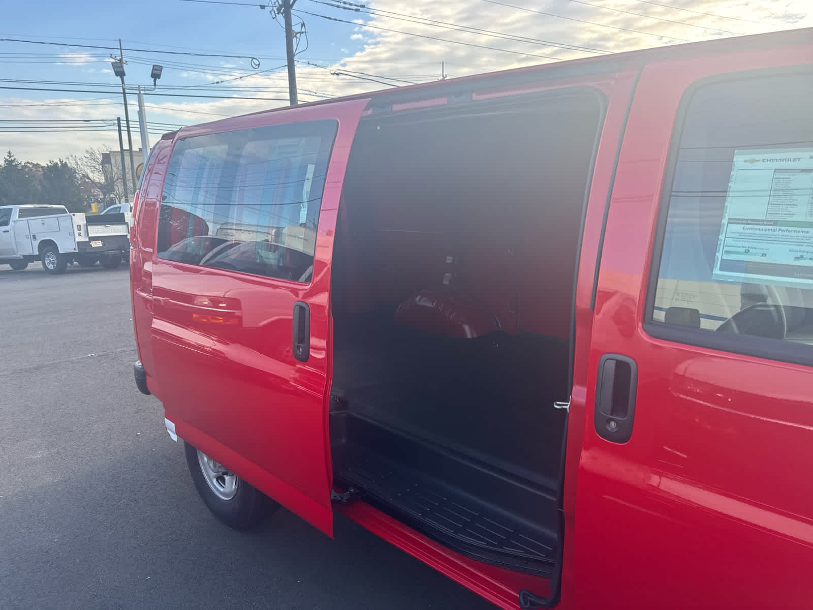 2025 Chevrolet Express Cargo 2500 WT