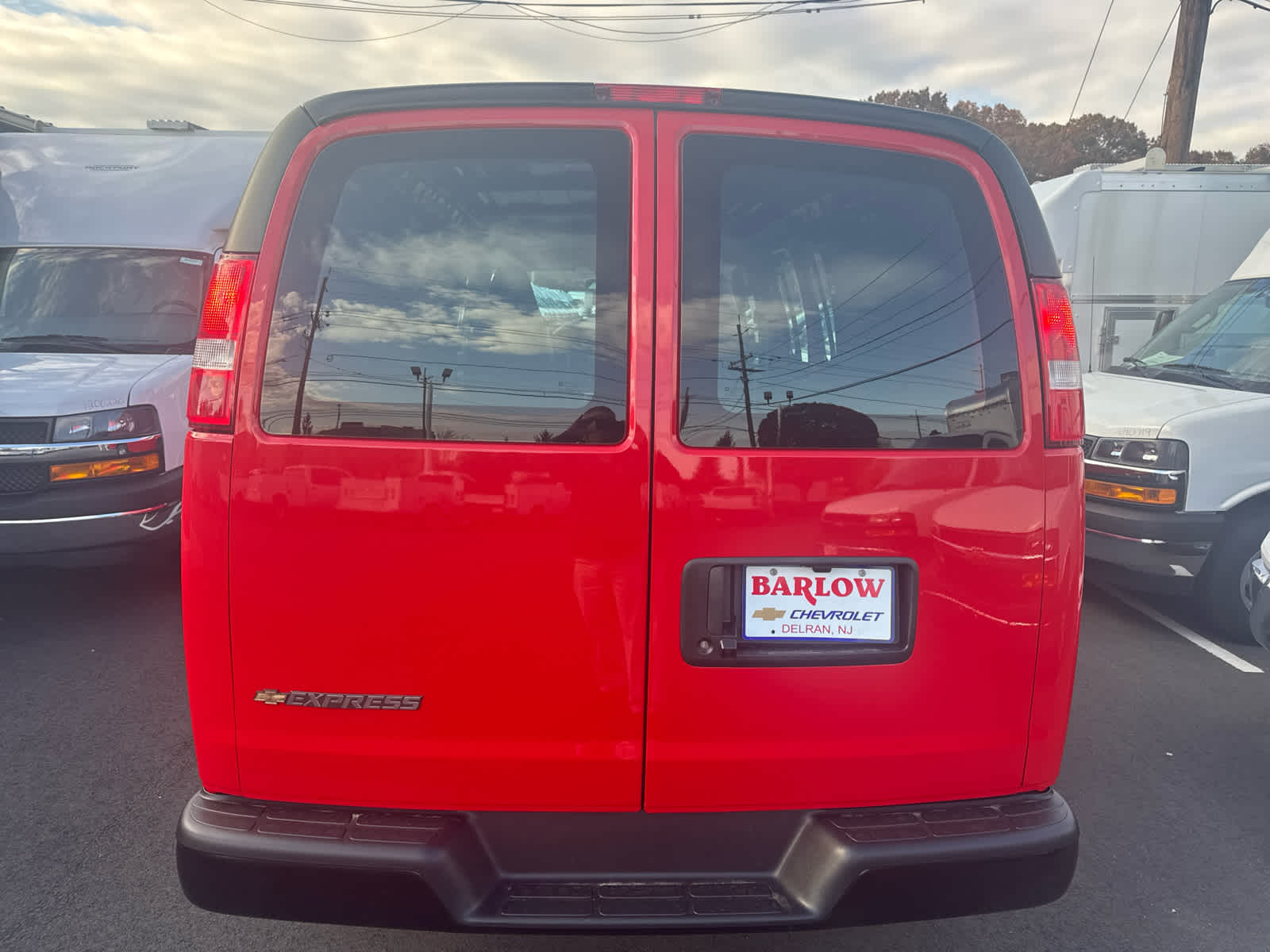 2025 Chevrolet Express Cargo 2500 WT