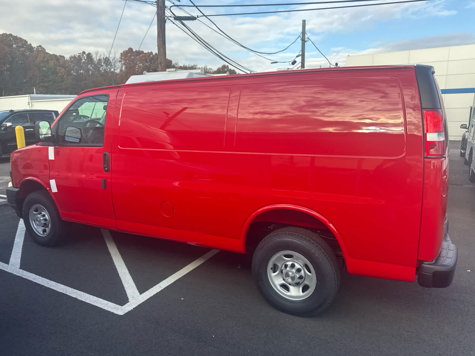 2025 Chevrolet Express Cargo 2500 WT