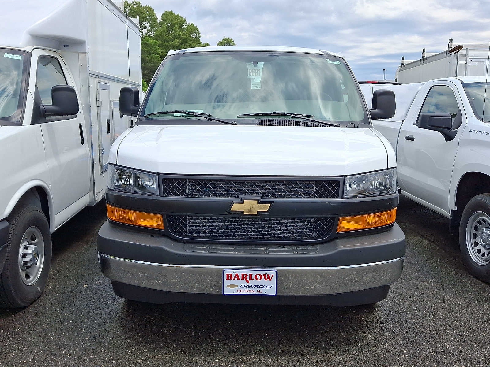 2026 Chevrolet Express Cargo WT