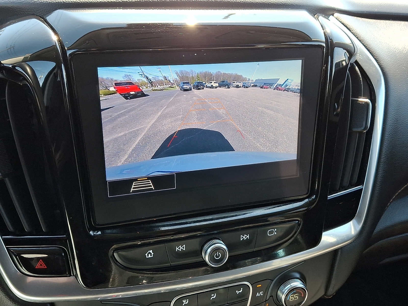 2020 Chevrolet Traverse LT Cloth