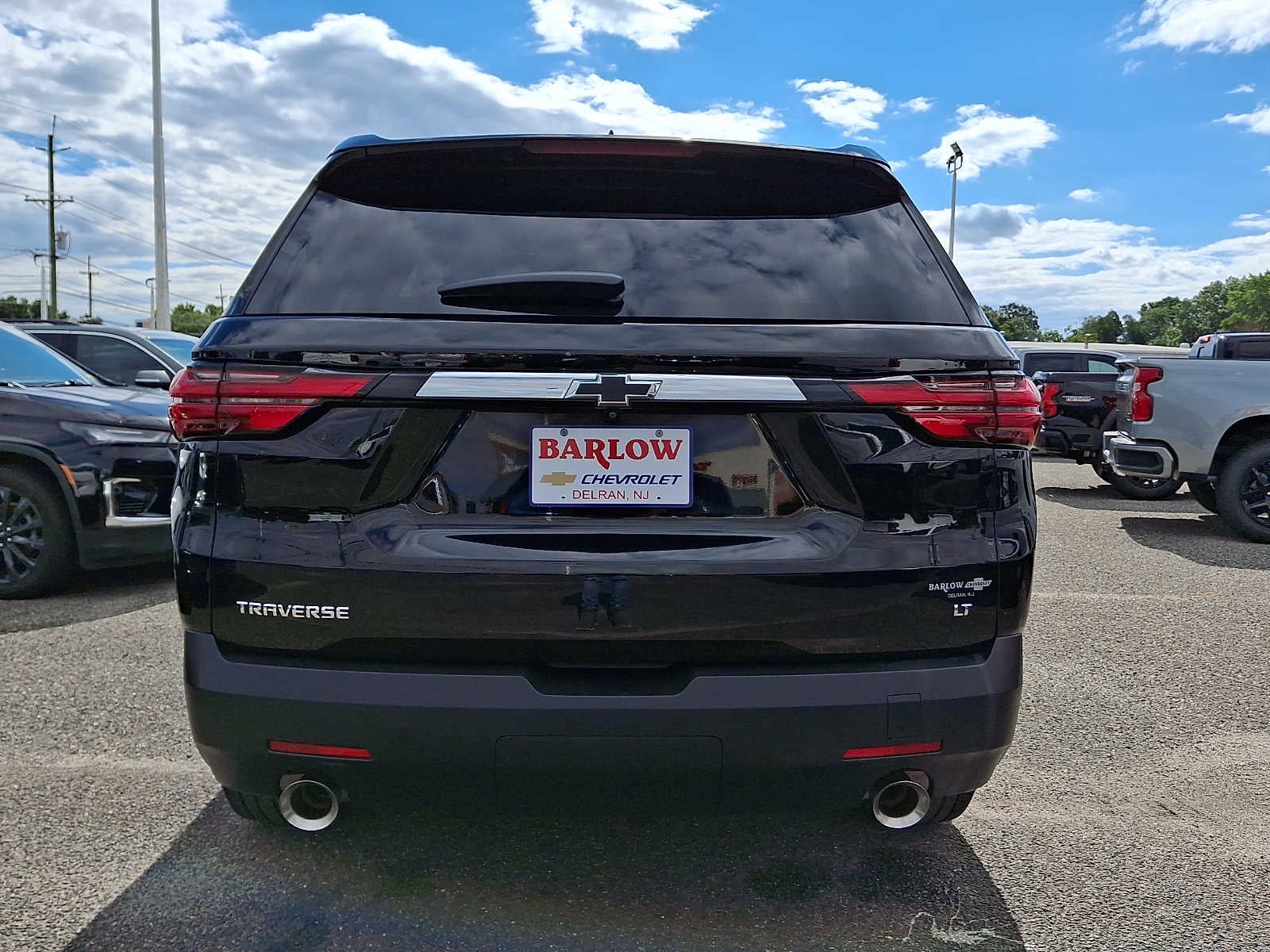 2023 Chevrolet Traverse LT Cloth
