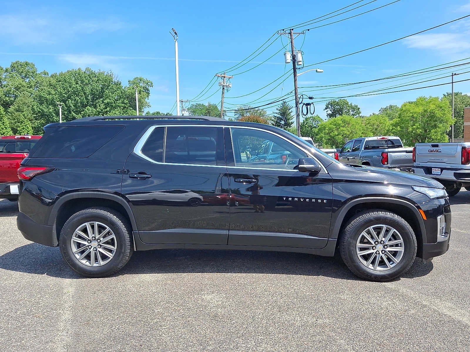 2023 Chevrolet Traverse LT Cloth
