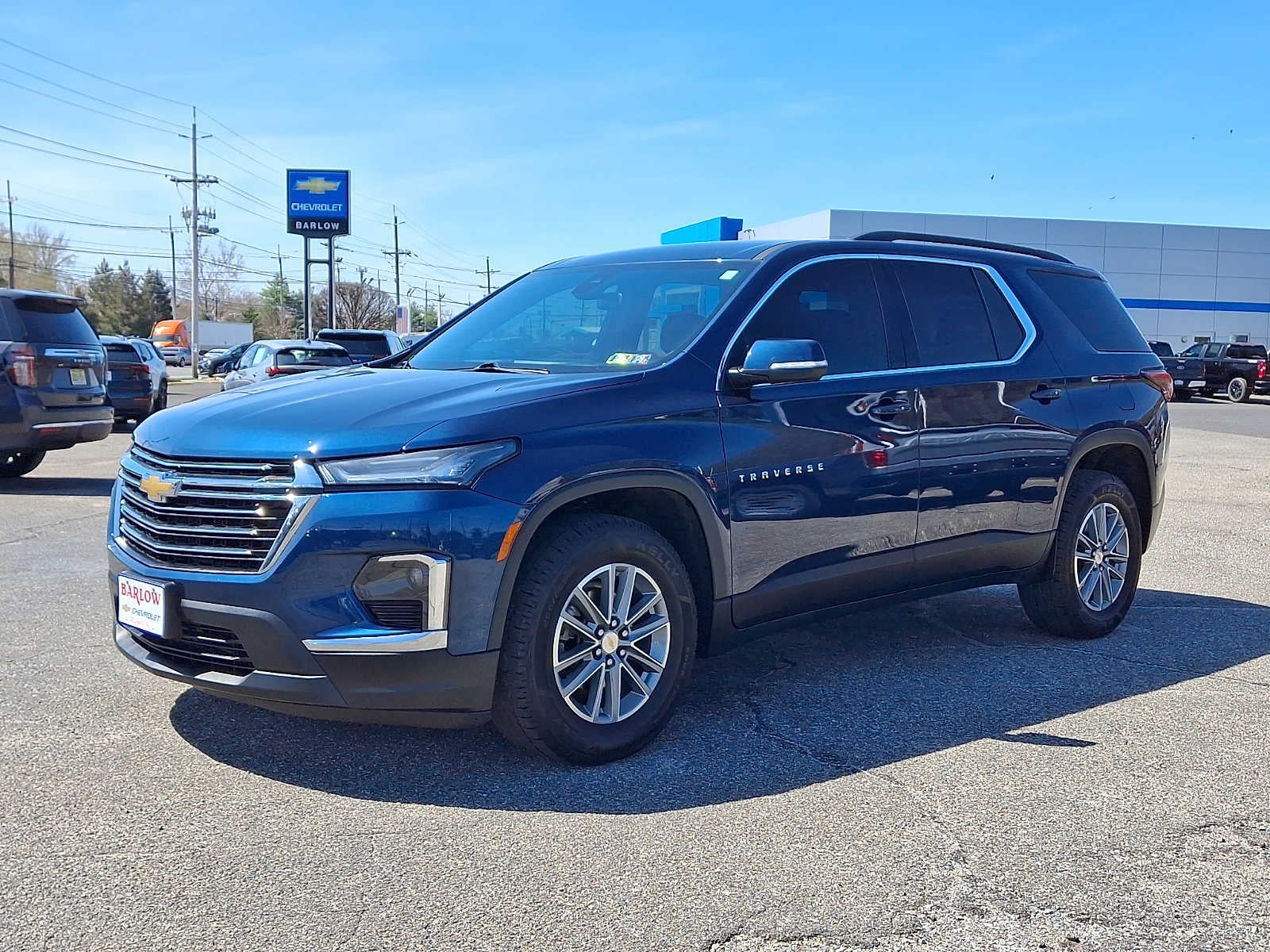 2023 Chevrolet Traverse LT Cloth