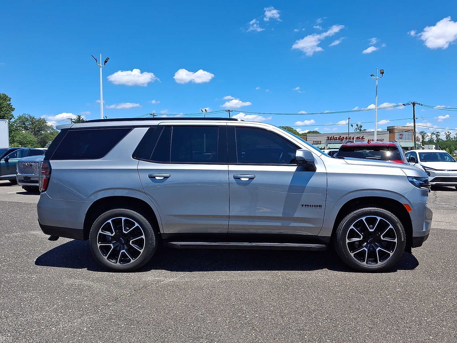 2024 Chevrolet Tahoe RST