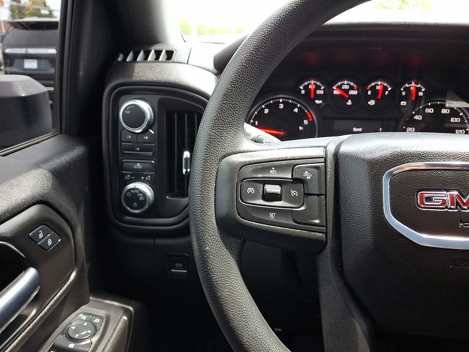 2024 GMC Sierra 3500 HD Pro