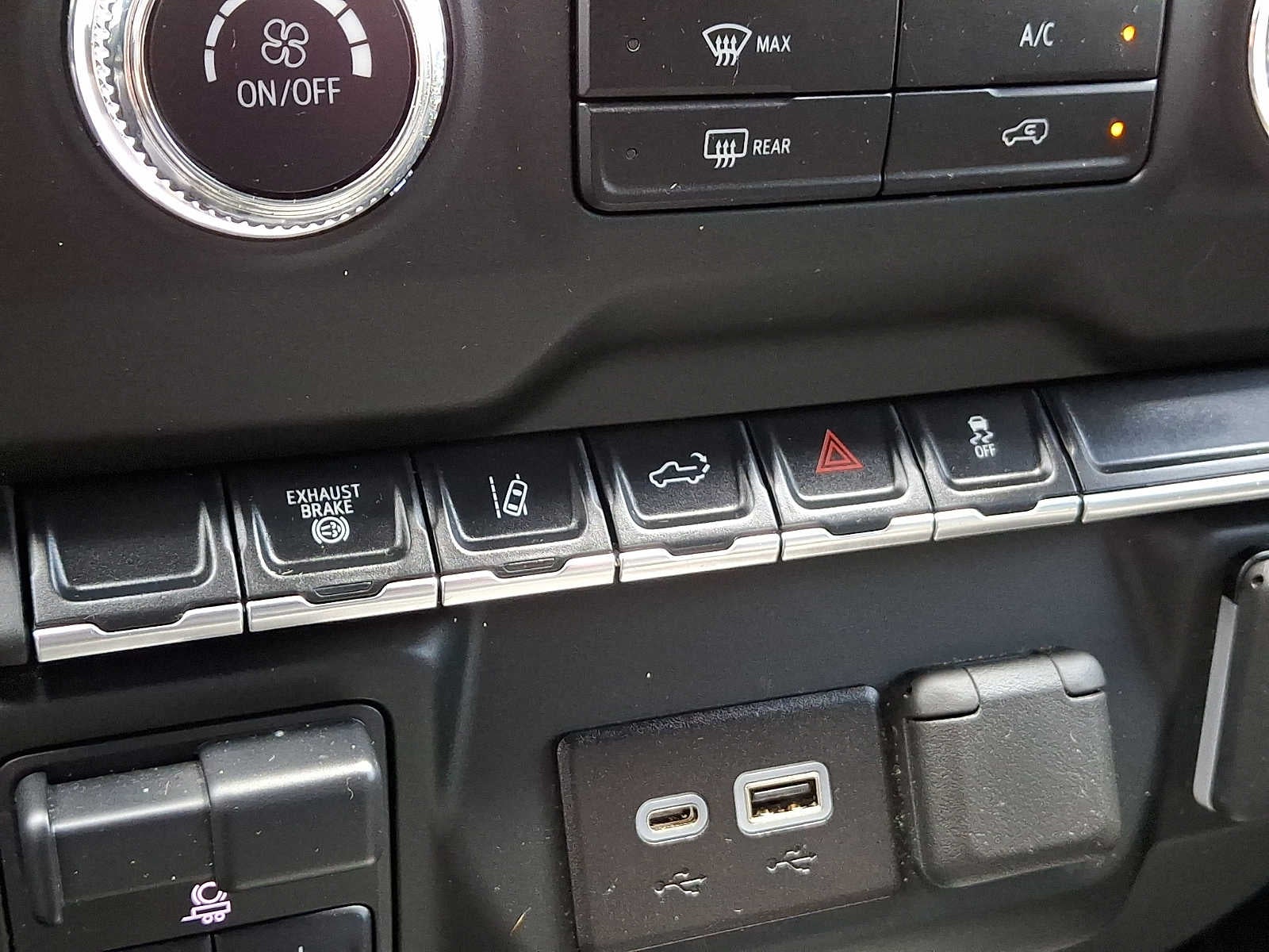 2024 GMC Sierra 3500 HD Pro