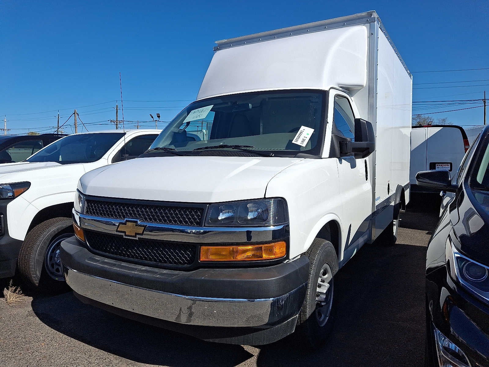2025 Chevrolet Express Cutaway 3500 1WT