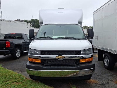 2025 Chevrolet Express Cutaway 3500 1WT