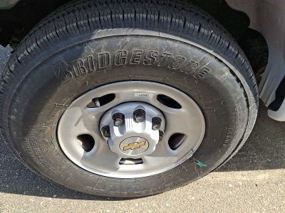 2025 Chevrolet Express Cutaway 3500 1WT