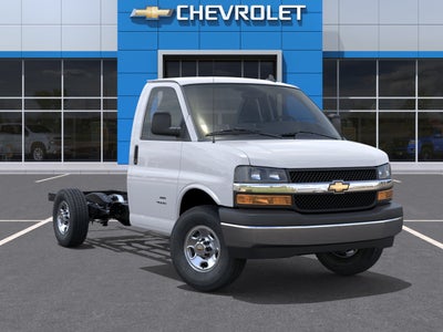 2025 Chevrolet Express Cutaway 3500 1WT