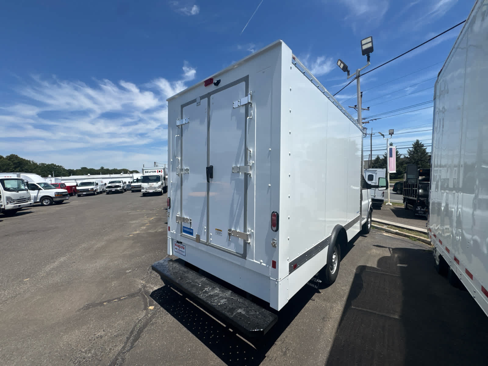 2025 Chevrolet Express Cutaway 3500 1WT
