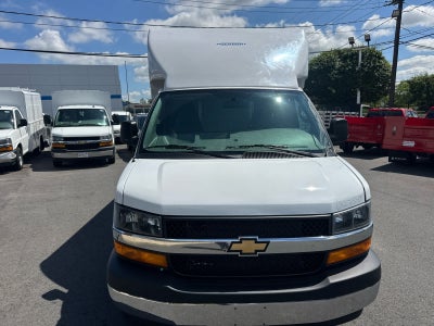 2026 Chevrolet Express Cutaway 3500 1WT