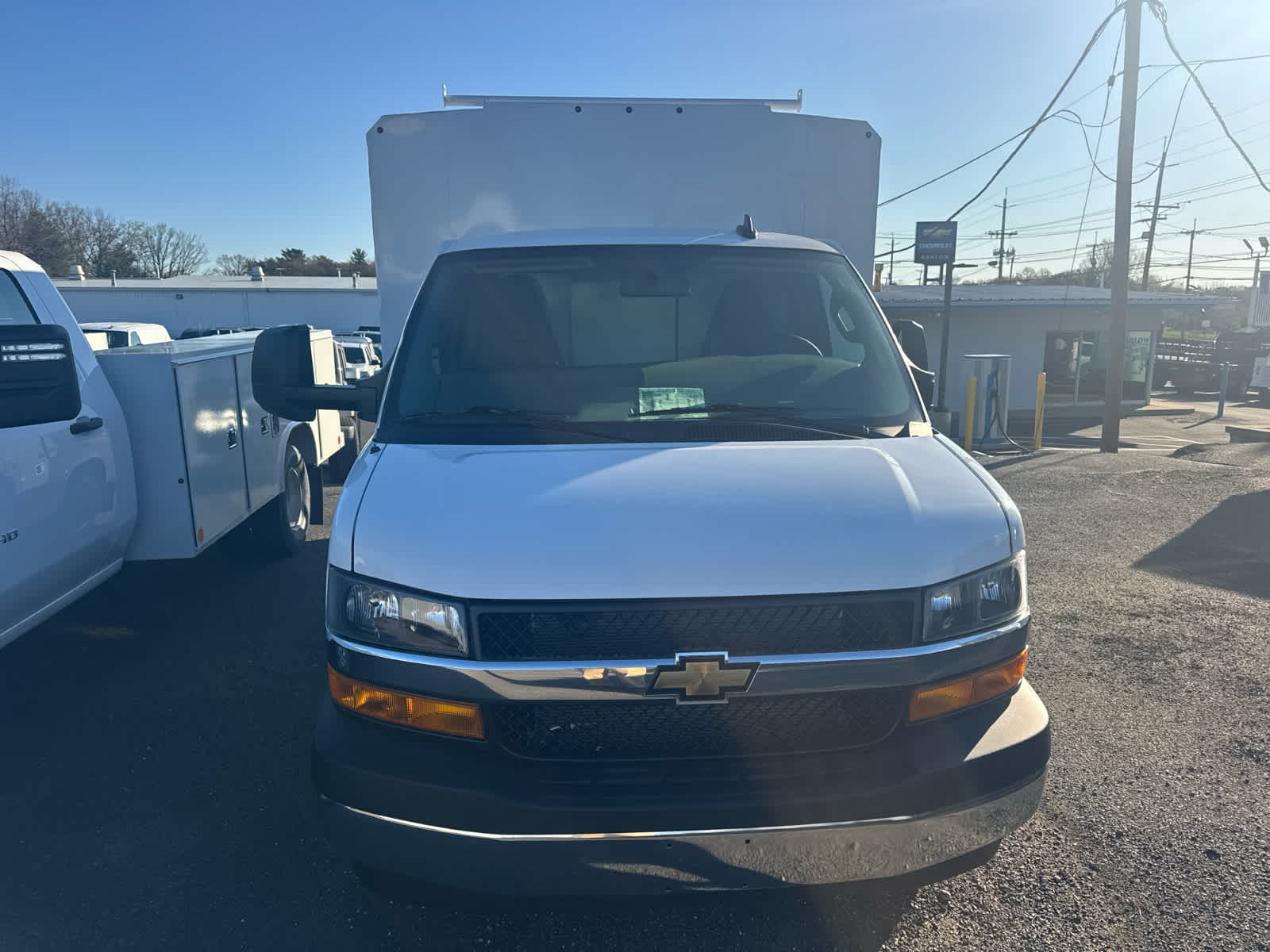 2026 Chevrolet Express Cutaway 3500 1WT