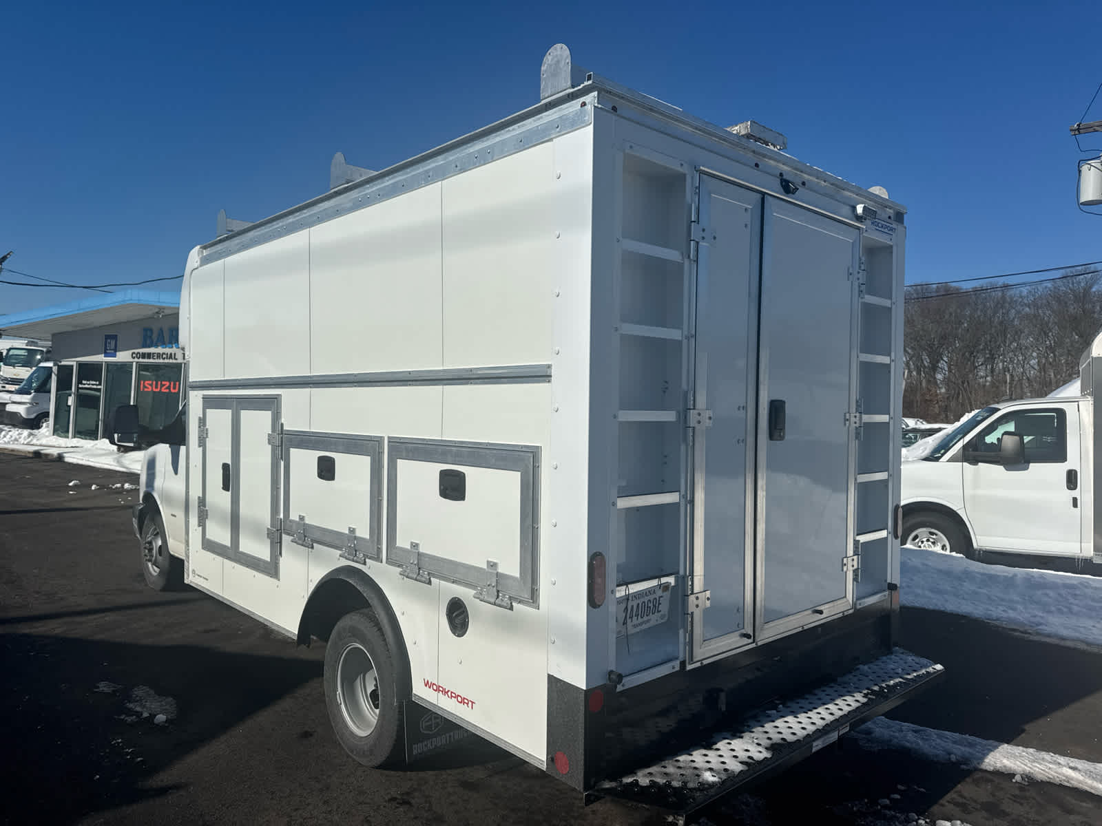 2025 Chevrolet Express Cutaway 3500 1WT