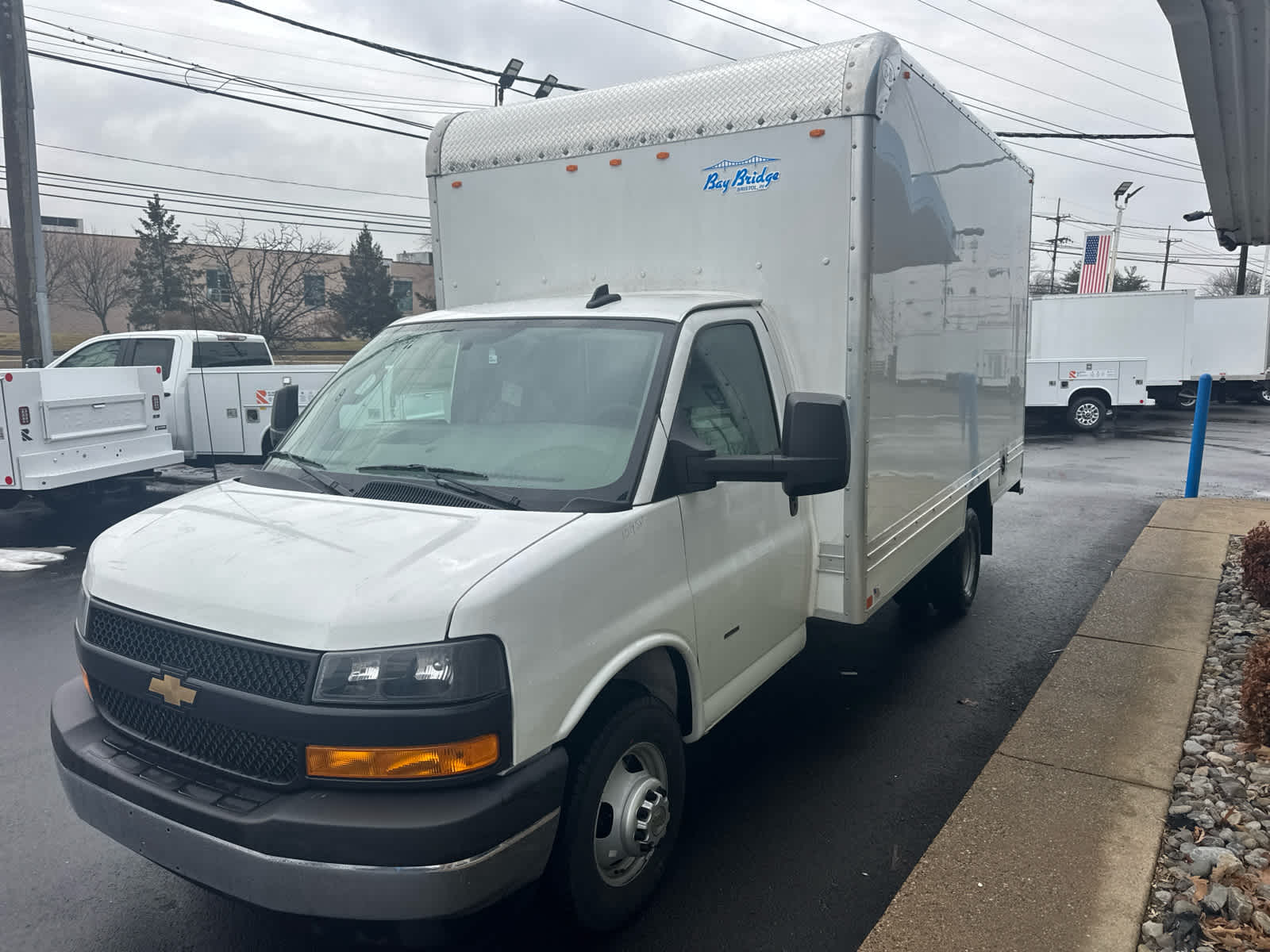 2025 Chevrolet Express Cutaway 3500 1WT