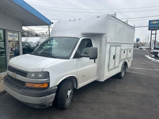 2025 Chevrolet Express Cutaway 3500 1WT