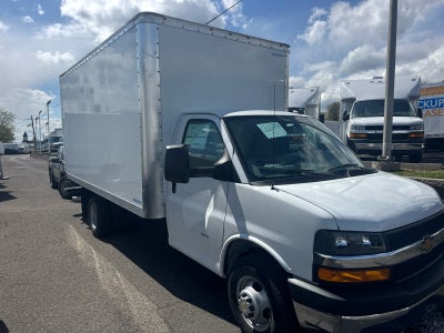 2025 Chevrolet Express Cutaway 3500 1WT