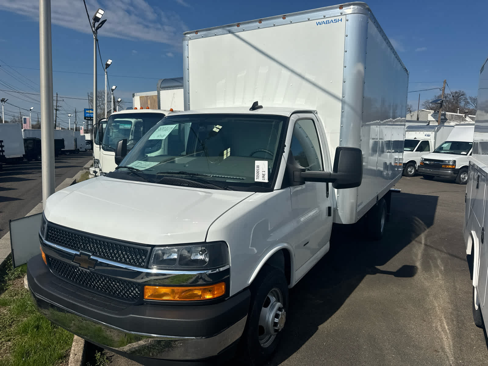 2025 Chevrolet Express Cutaway 3500 1WT