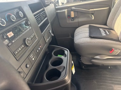 2025 Chevrolet Express Cutaway 3500 1WT