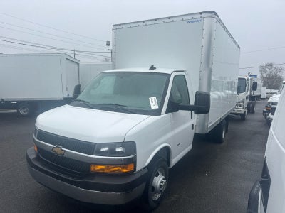 2025 Chevrolet Express Cutaway 3500 1WT