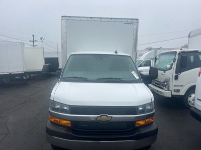 2025 Chevrolet Express Cutaway 3500 1WT