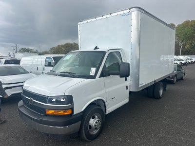 2025 Chevrolet Express Cutaway 3500 1WT