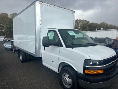 2025 Chevrolet Express Cutaway 3500 1WT