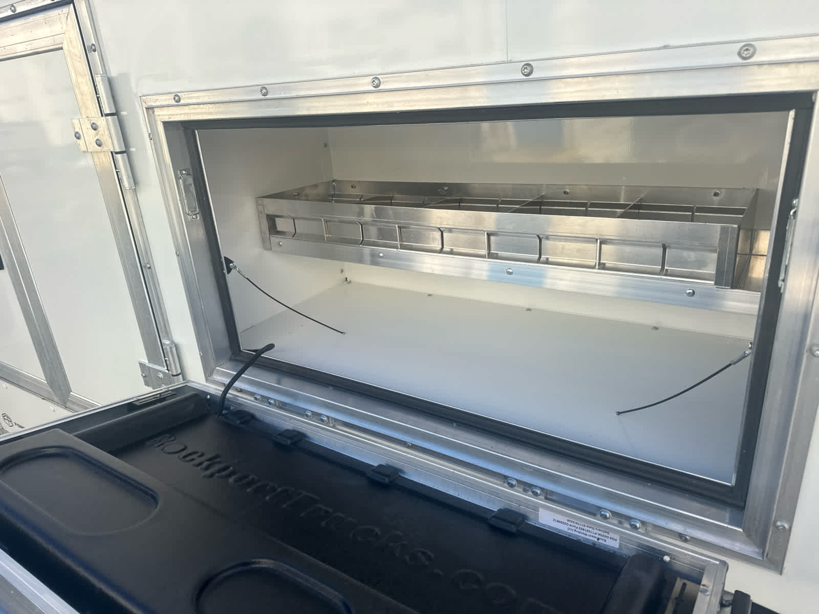 2025 Chevrolet Express Cutaway 4500 2WT